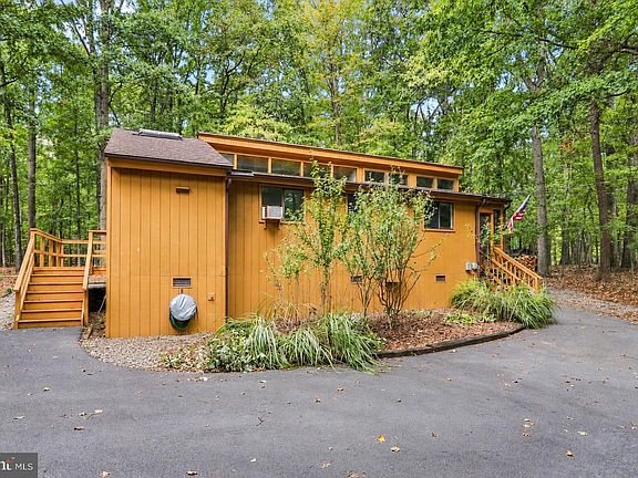 3rd image of 135 Ruffed Grouse Ln