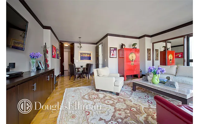 Sold by Douglas Elliman | media 12