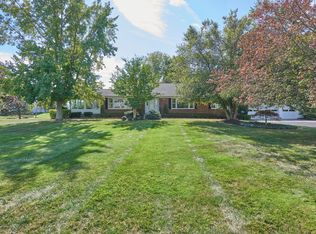1 Paag Cir, Little Silver, NJ 07739