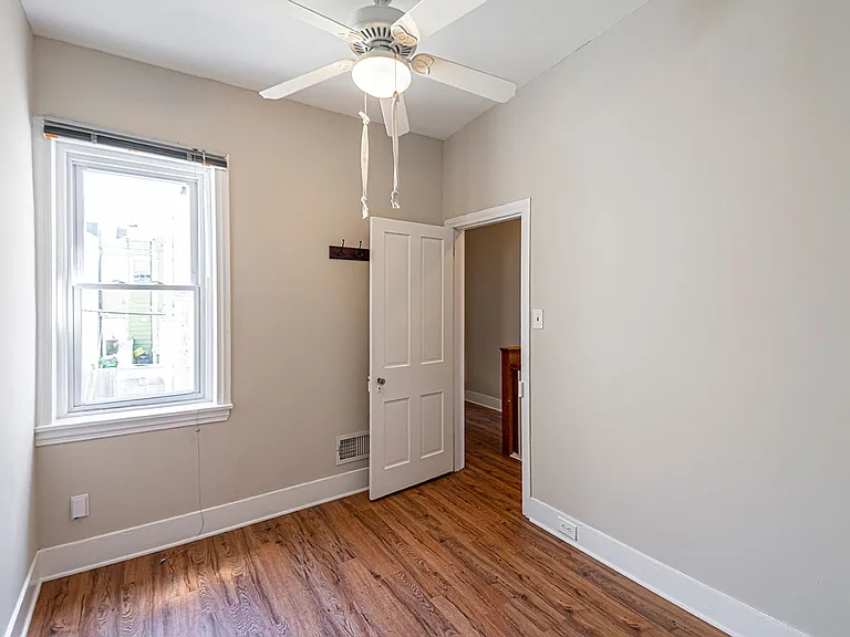 615 S Lecount St — Photo 18