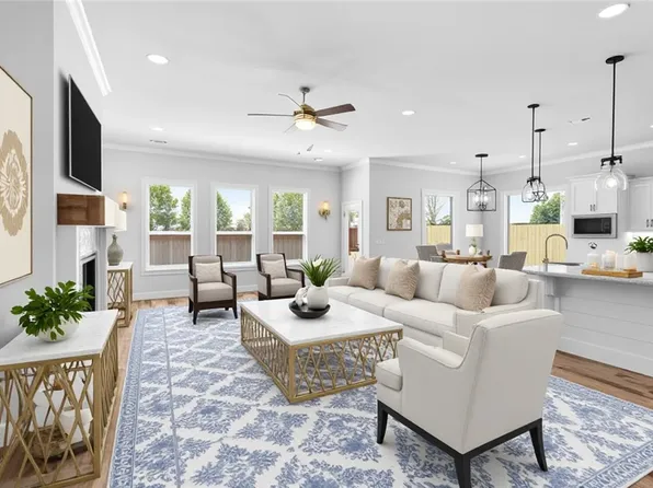 2301 Salmon St, Pea Ridge, AR 72751