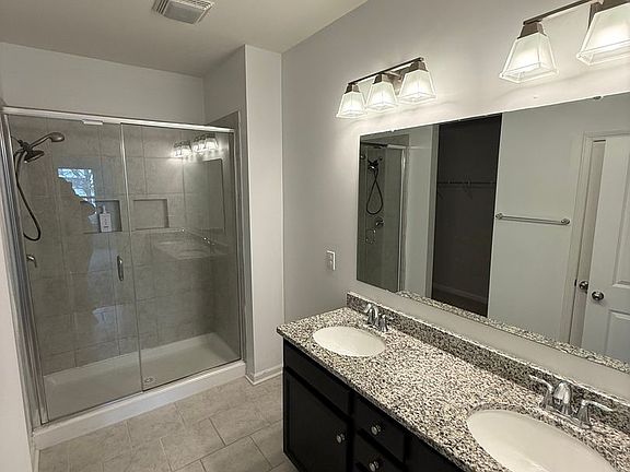 4th image of 5954 River Meadow Ct