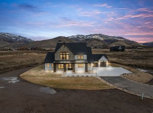 439 S 7900 E #11, Huntsville, UT 84317