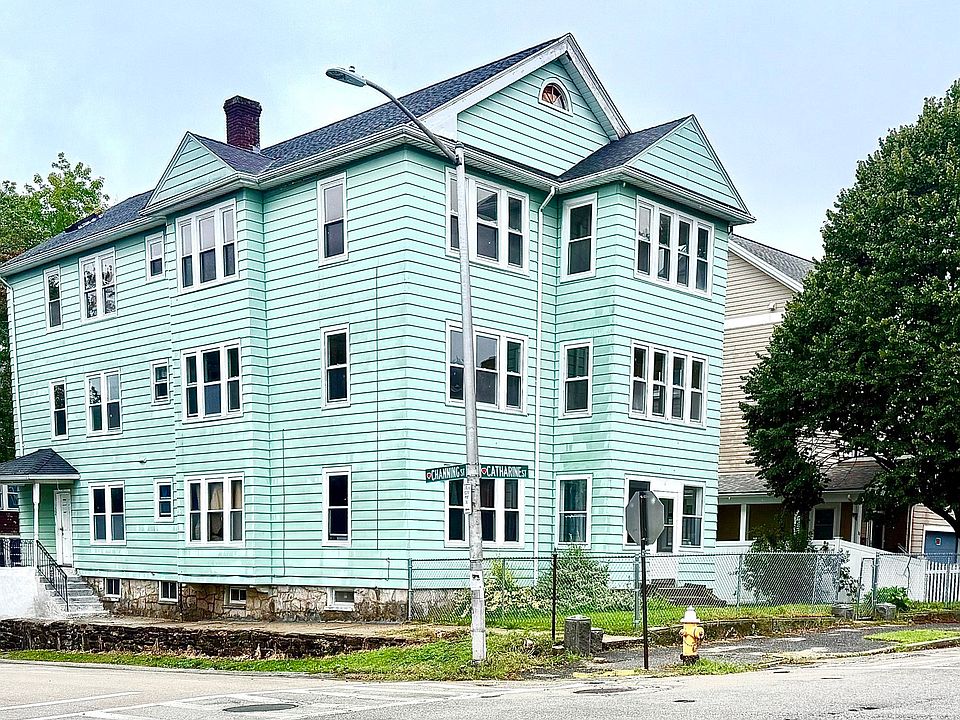 1st image of 32 Catharine St