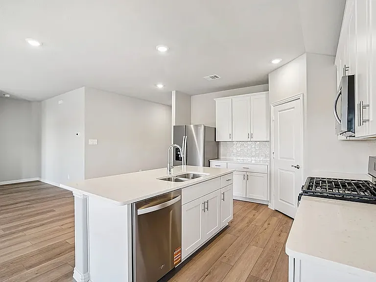 3029 Texoma Blvd — Photo 4