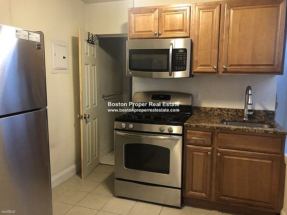 51 Phillips St. #3 Boston - Beacon Hill Unit Photo 2