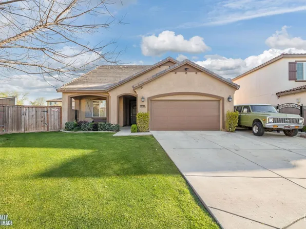 9705 Dutchman Peak Ln, Bakersfield, CA 93311