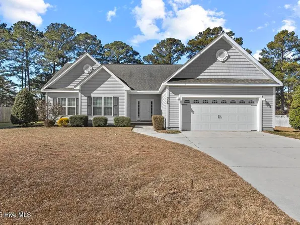 326 Holly Grove Court W, Jacksonville, NC 28540