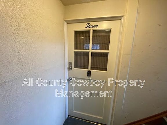3rd image of 260 N 7th St APT 3