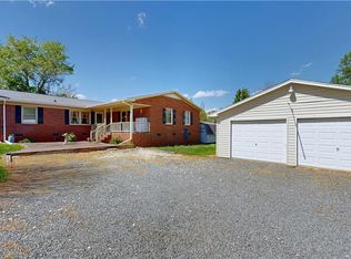 2091 Whitt Hunt Rd, Pleasant Garden, NC 27313