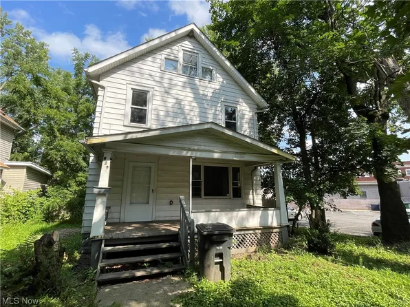 829 Berwin St, Akron, OH 44310