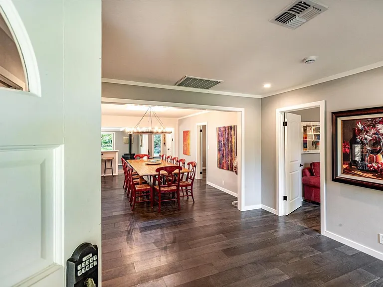 850 Conn Valley Rd — Photo 4