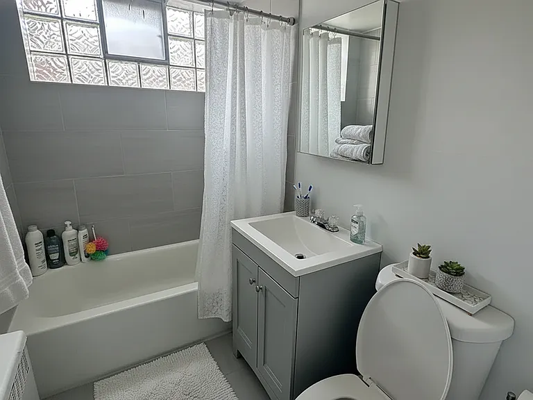 6705 N California Ave — Photo 17