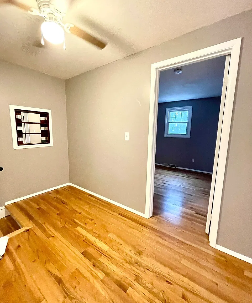 4 bed, 2048 sqft, $2,650 — Photo 3