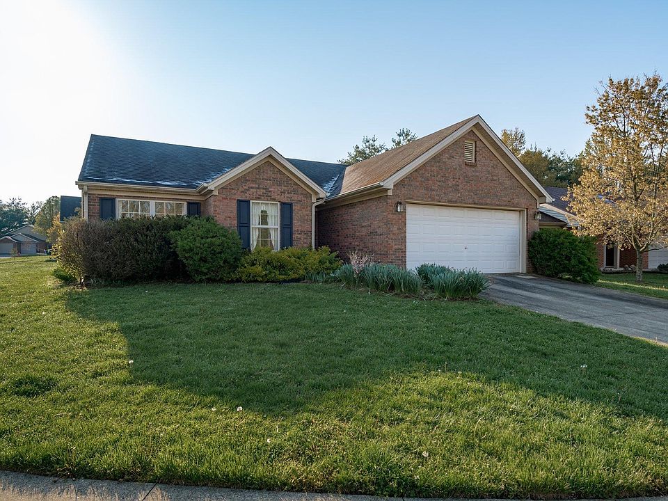 1st image of 429 Parkside Dr