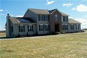 Large Colonial on 3 acres