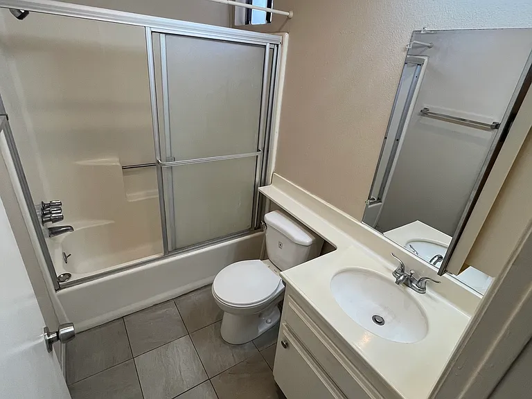 615 Raleigh St #103 — Photo 6