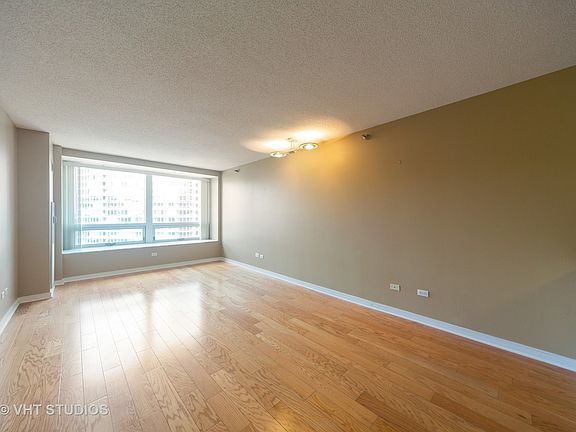 3rd image of 512 N McClurg Ct APT 3412