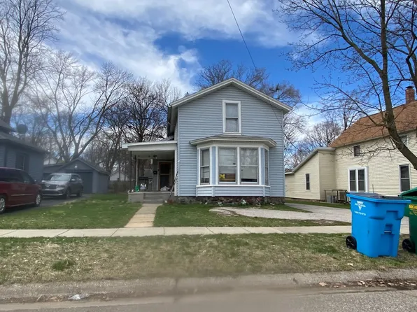 609 Orchard St, Dowagiac, MI 49047