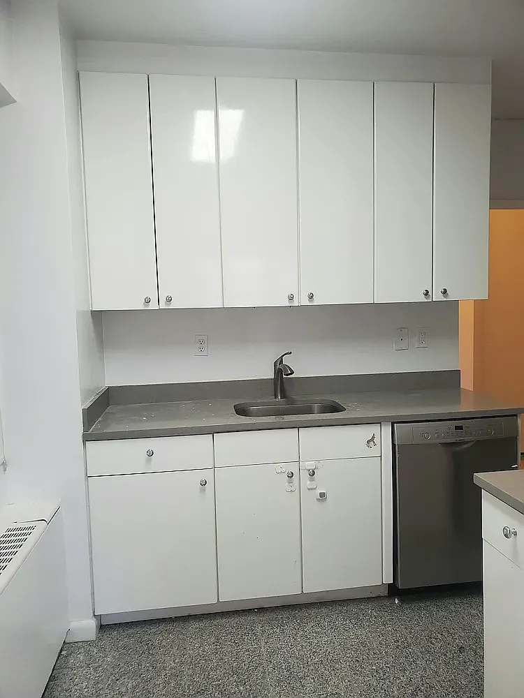 200 East 64th Street — Photo 3