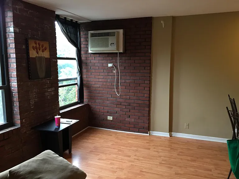 636 W Webster Ave #301 — Photo 15