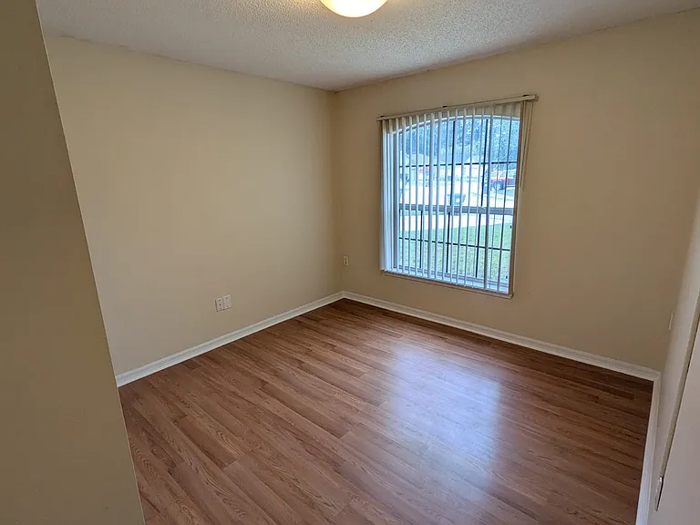 1563 Slash Pine Ct — Photo 11