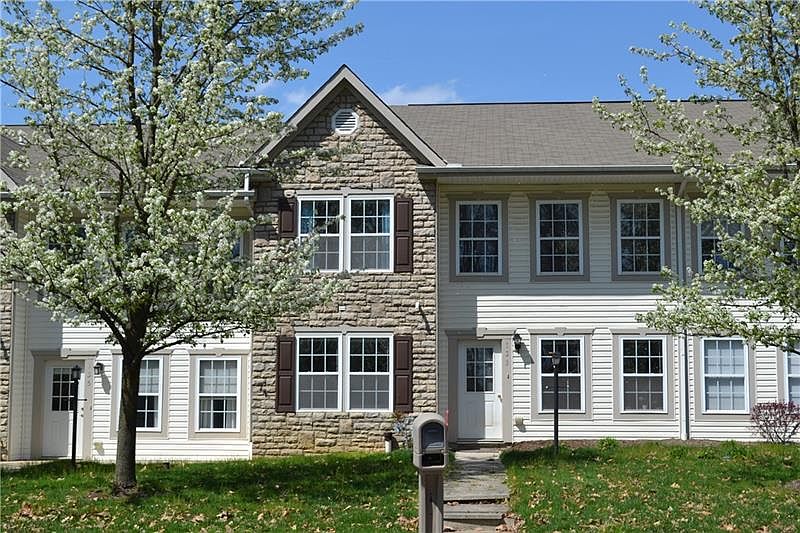 1st image of 133 Blue Bird Ln