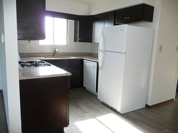 2nd image of 608 W 65th St