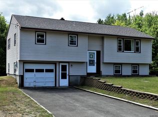 114 Sleezer Rd, Broadalbin, NY 12025