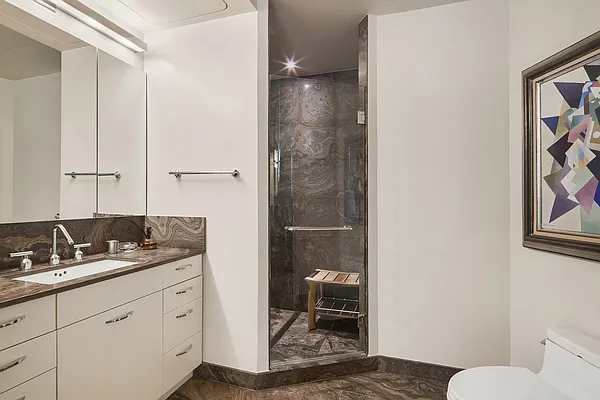 Sold by Modlin Group | media 9