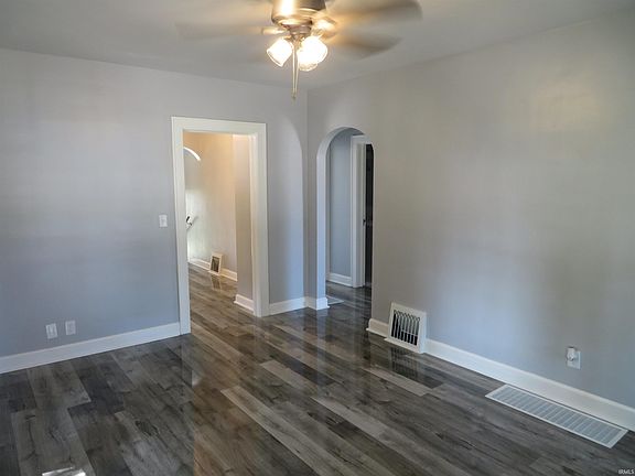4th image of 1615 S Fares Ave