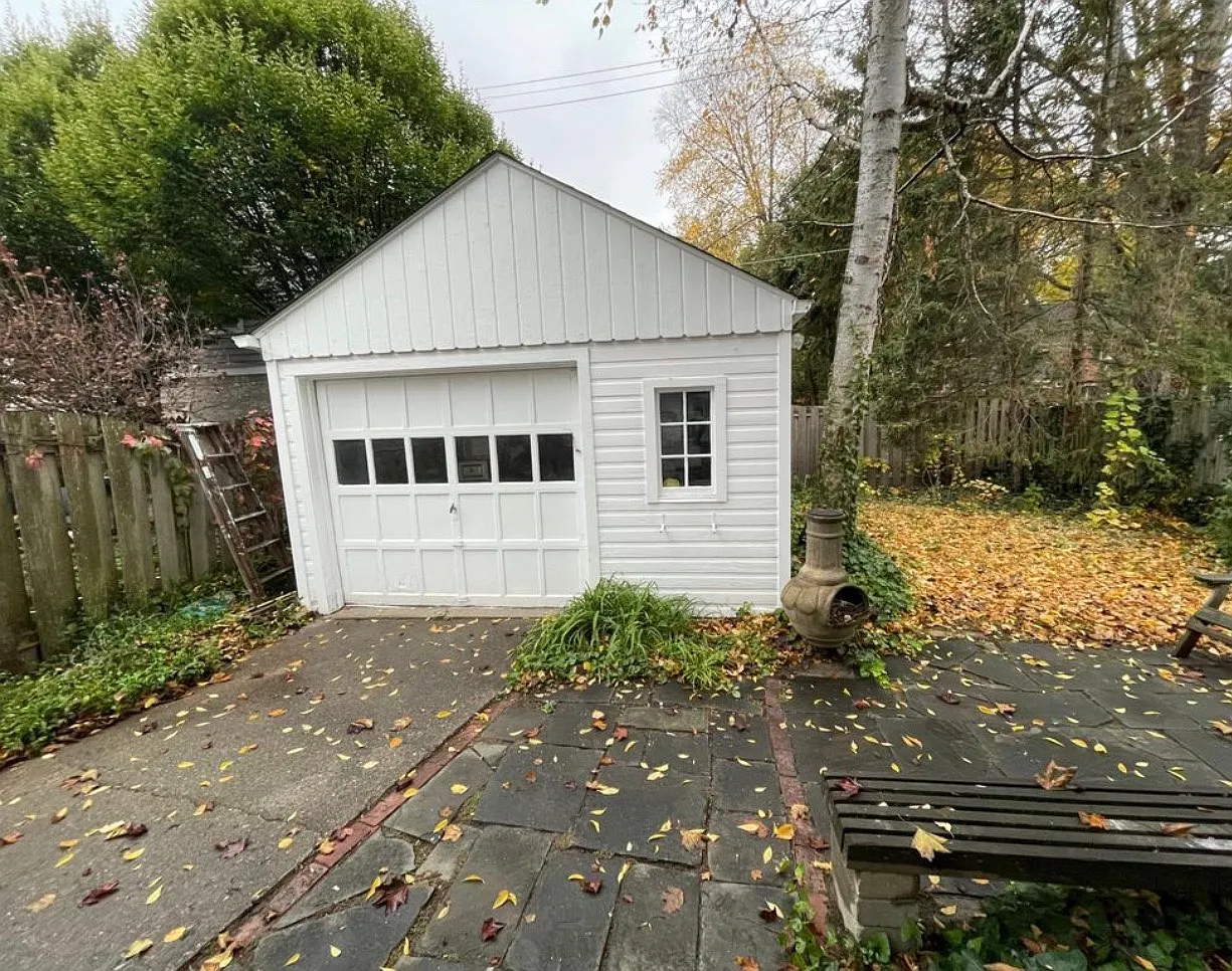 2 bed, 1.5 bath, 1200 sqft, $2,000 — Photo 2
