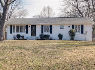 236 Roberta Dr, Hendersonville, TN 37075