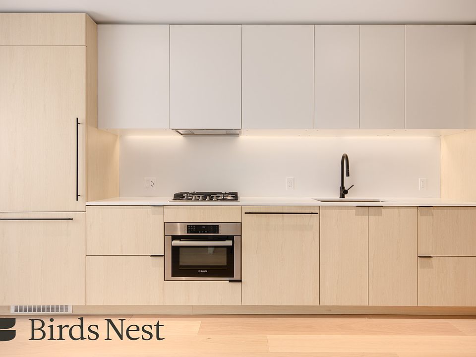 1st image of 2471 Saint George St #411