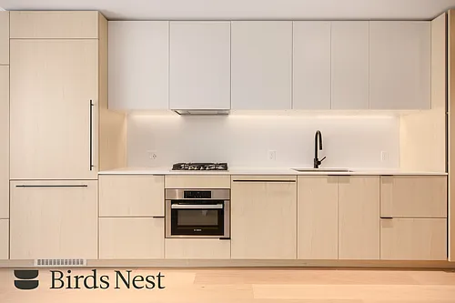 2471 Saint George St Photo 1
