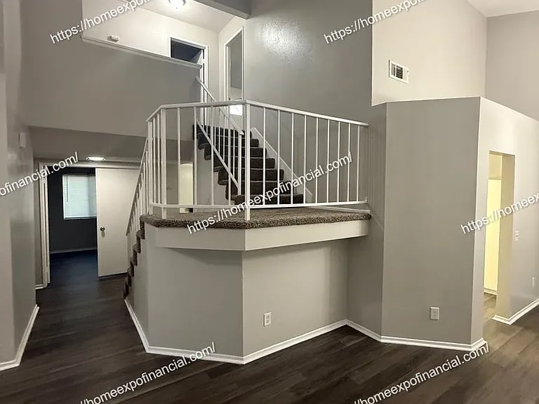 24612 Freeport Dr — Photo 30