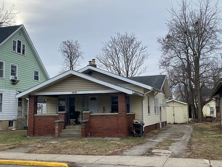 615 Dodge St — Photo 3