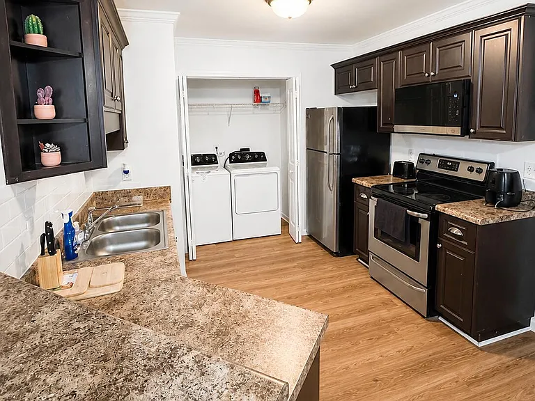 160 Brandimere Dr — Photo 14