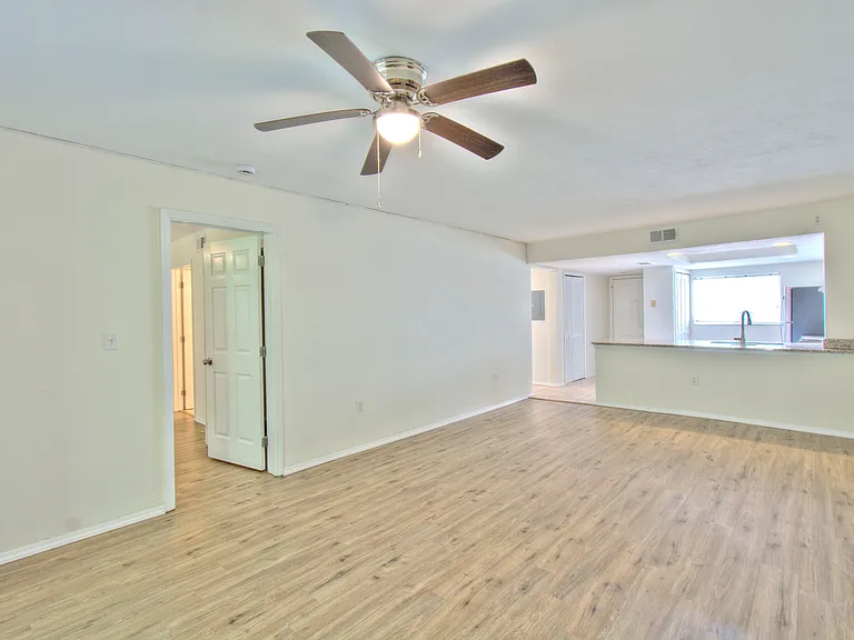 2385 Naples Trace Cir #2 — Photo 7