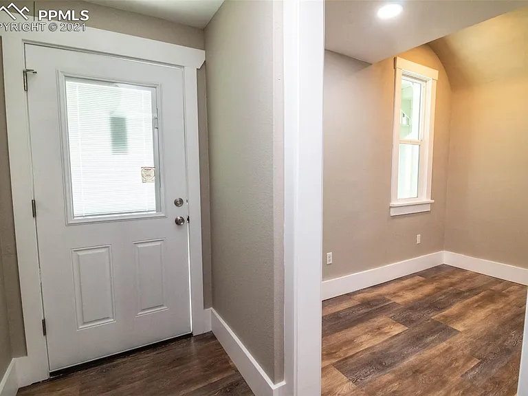1112 W Colorado Ave #2 — Photo 17