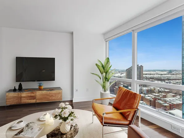 77 Hudson St APT 2112, Jersey City, NJ 07302
