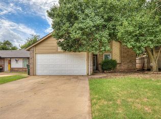 725 Lapwing Rd, Edmond, OK 73003
