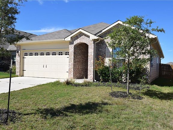 3rd image of 5204 Winsbury Dr