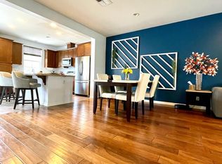 1428 Montgomery St, Tustin, CA 92782