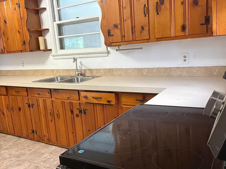 503 Maryland Ave #2 — Photo 7