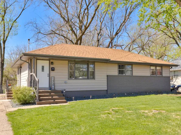 2316 Vine St, West Des Moines, IA 50265