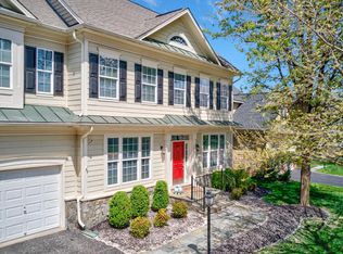 44136 Riverpoint Dr, Leesburg, VA 20176