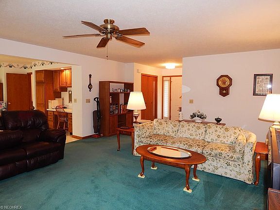 3rd image of 1259 Waterbury Dr