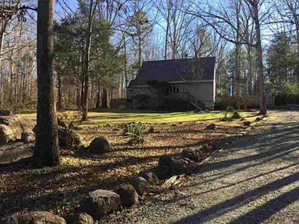 2016 Snow Valley Rd, Durham, NC 27712