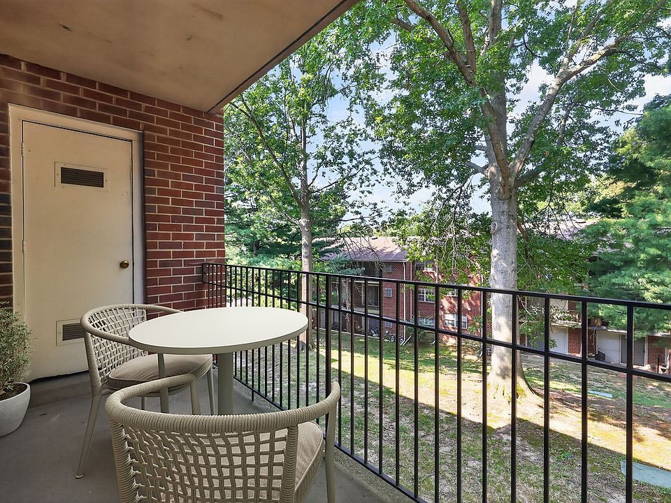 Enjoy the serene outdoor space from your private balcony at Eagle Rock Apartments at Bel Air. This inviting area is perfect for relaxation and soaking in the beautiful surroundings. Make this retreat your homeschedule a tour today!